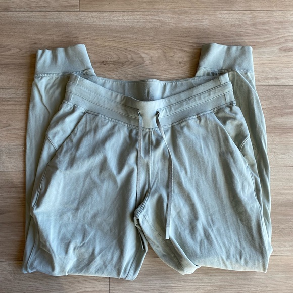 Lululemon mint joggers - Picture 1 of 5